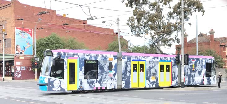 Yarra Tram Combino Art tram 3509